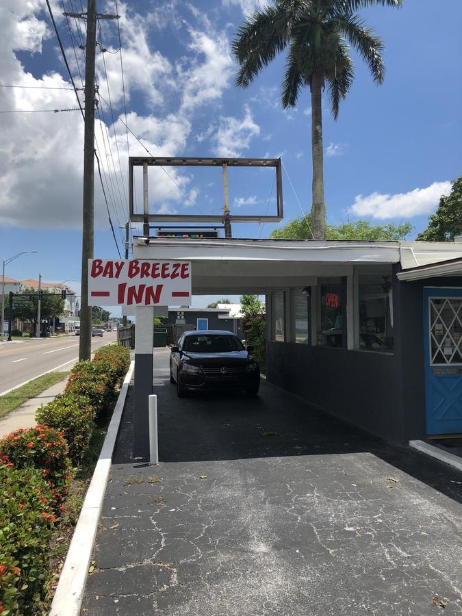Bay Breeze Inn Bradenton Downtown 외부 사진