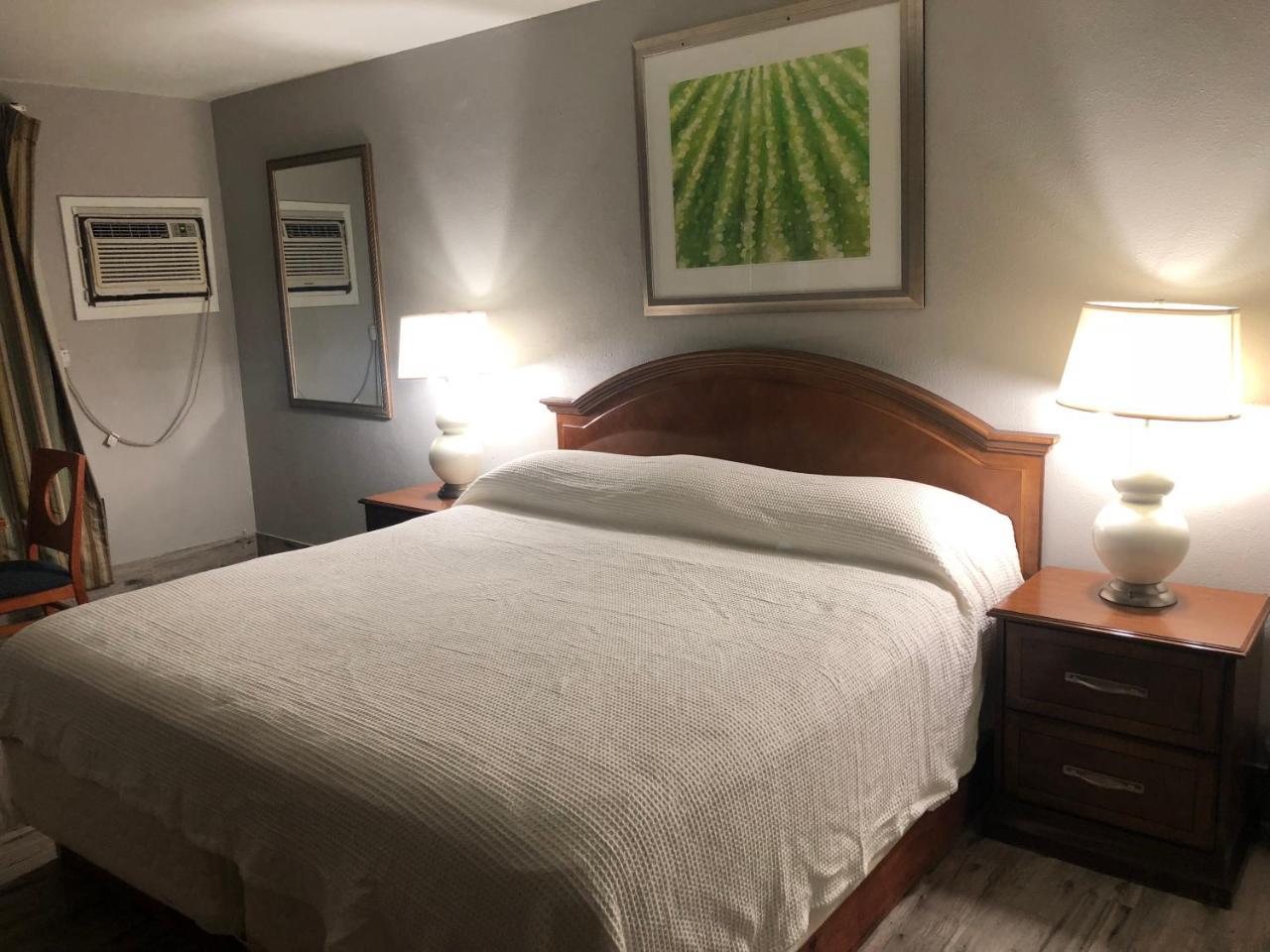 Bay Breeze Inn Bradenton Downtown 외부 사진